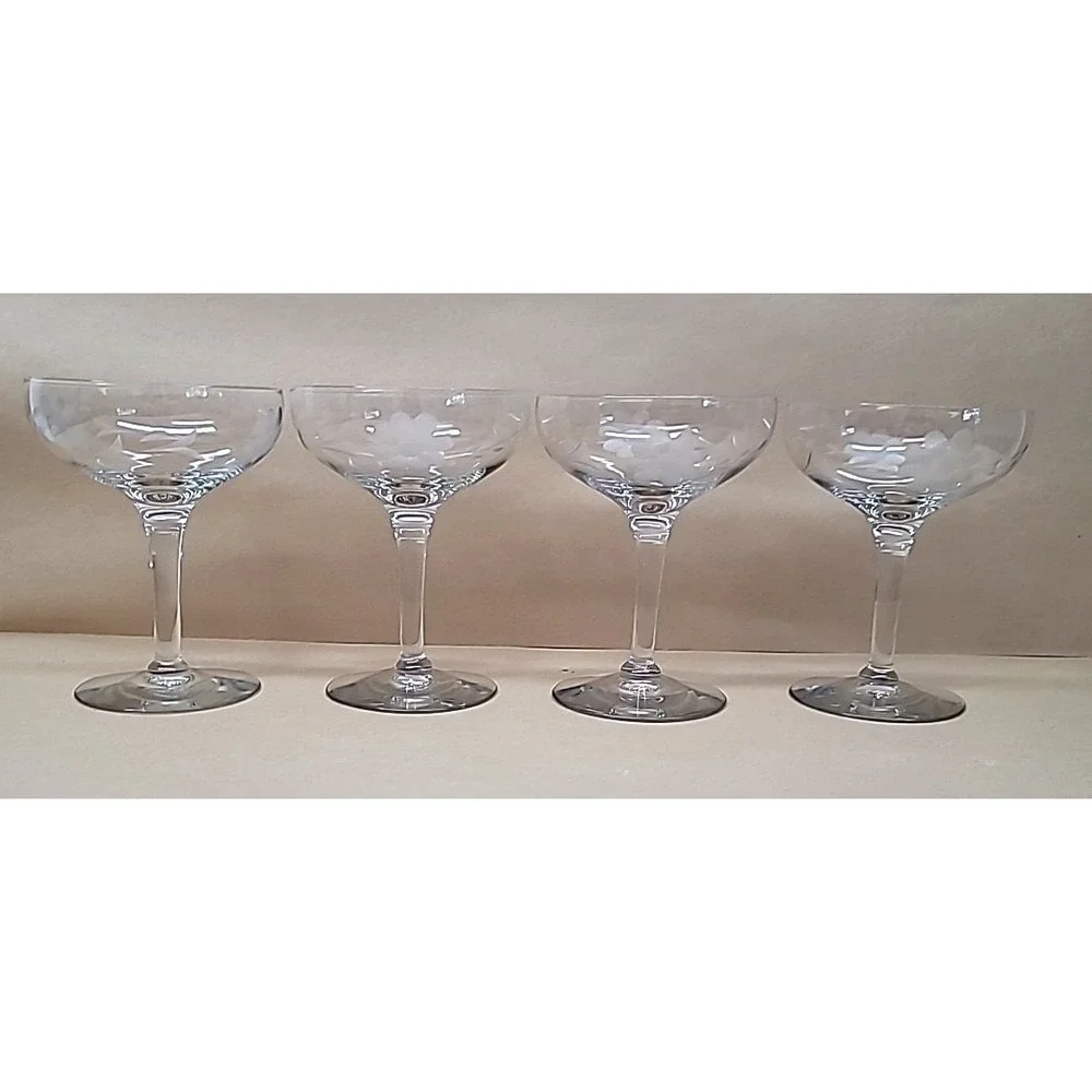 Unmarked vintage set